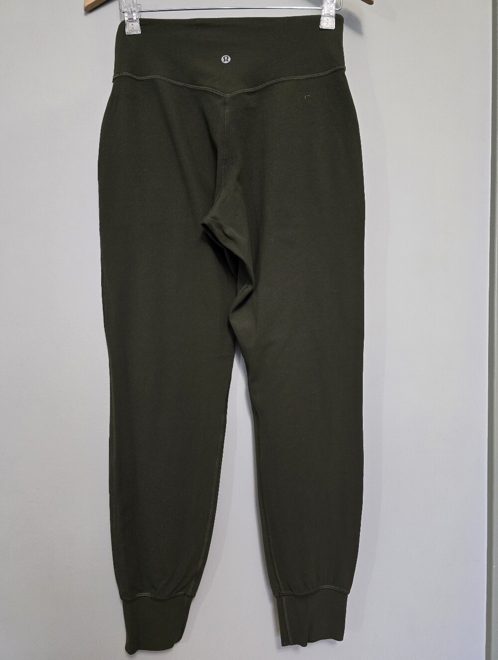 lululemon athletica Olive Green Jogger Pants Size 6